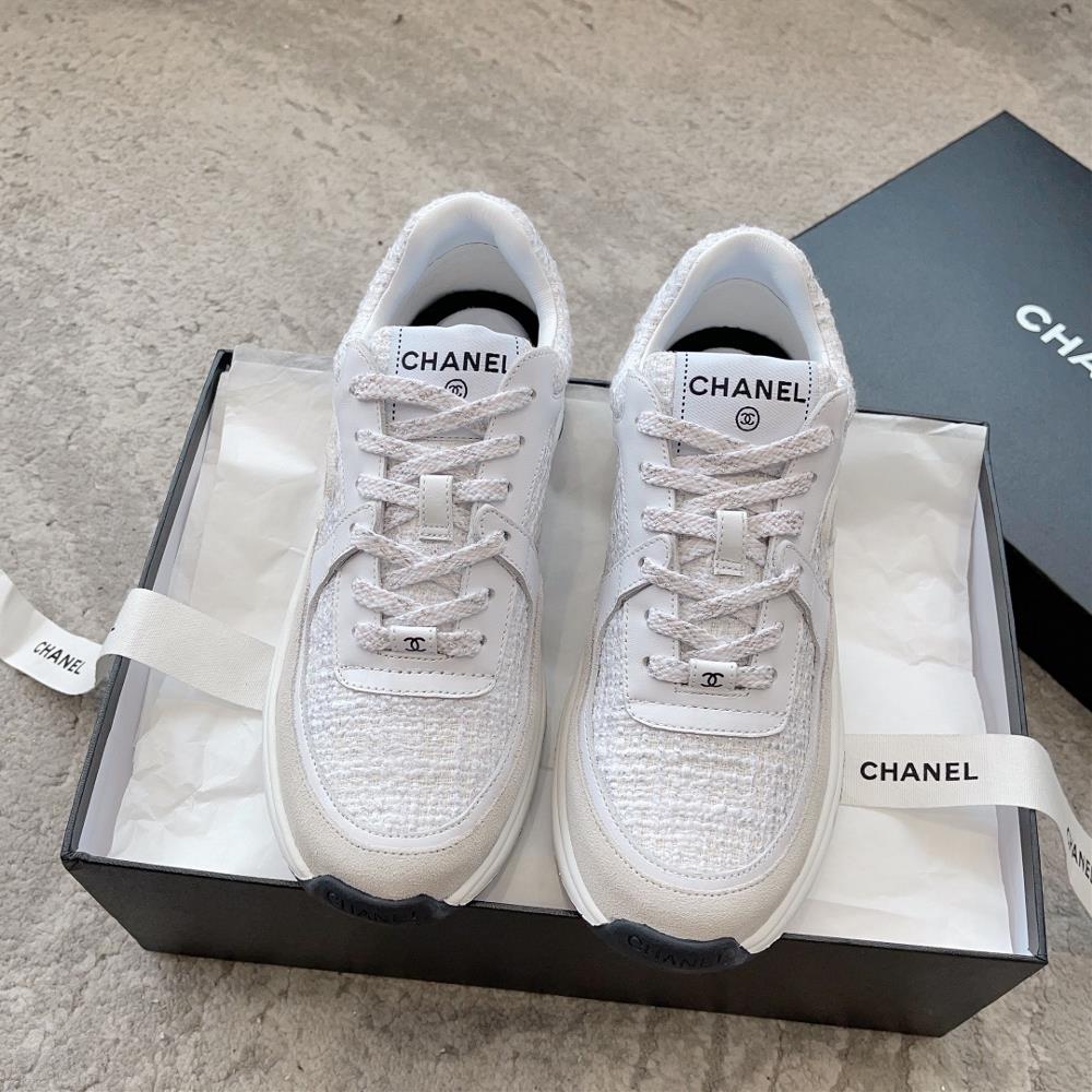 CHANEL 23s SpringSummer Marathon Sport Shoe Series New TopThe original purchase development and sales of Xiaoxiangs casual sports shoe brush this