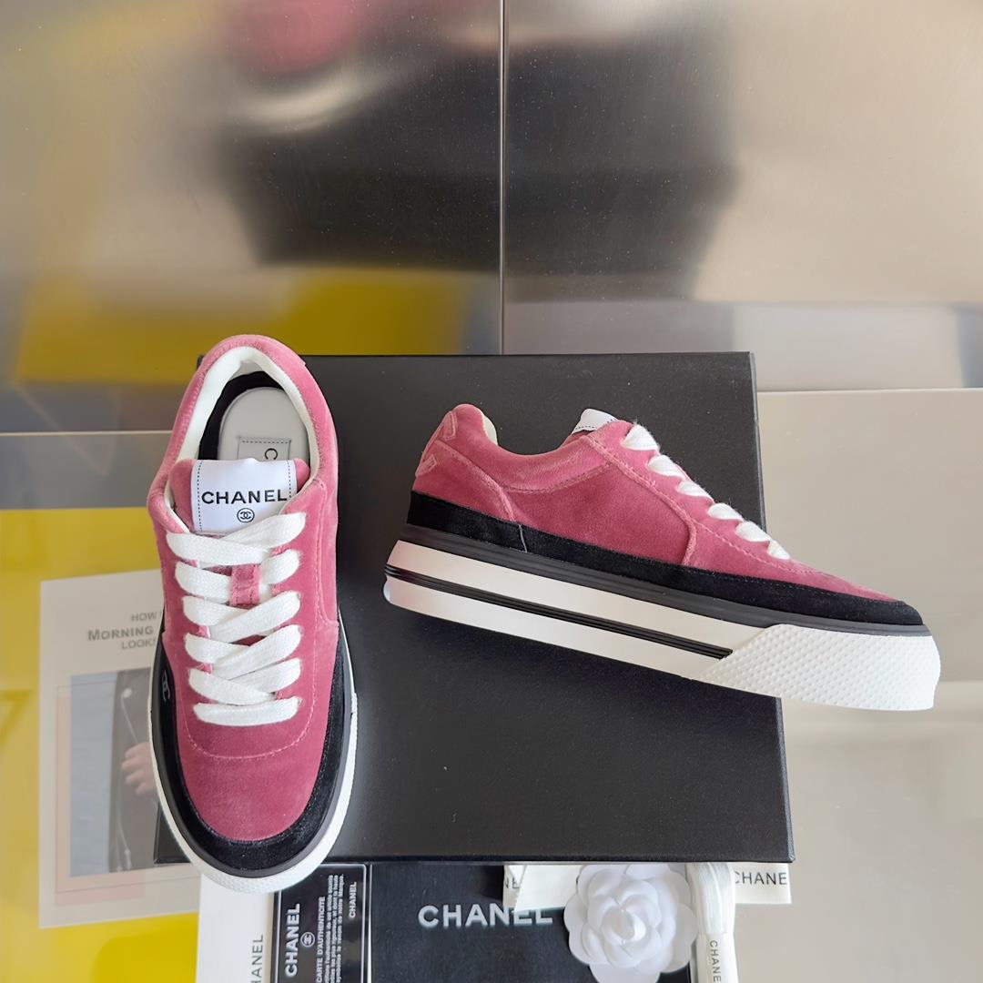 Top level version Low Help Chanel Chanel 23B Panda Color Sneaker Xiaoxiang Casual Sports S