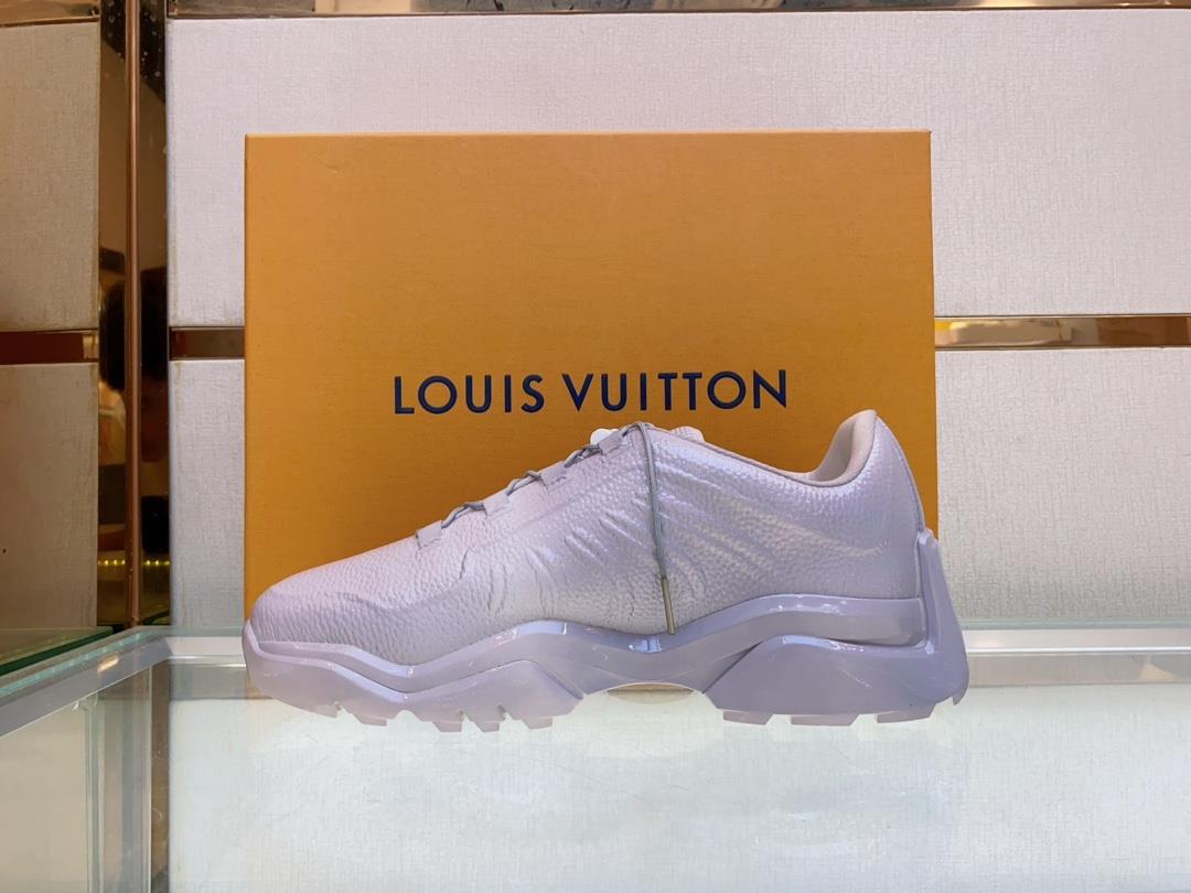 louis v millenium mens casual sports shoes 2023 mens show show witnessed the futuristic