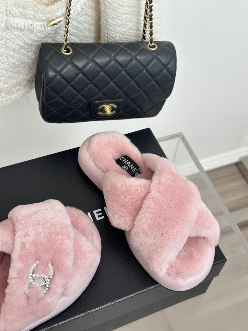 factory price chane xiaoxiang classic double c cross haired slippers to rush to wear a se