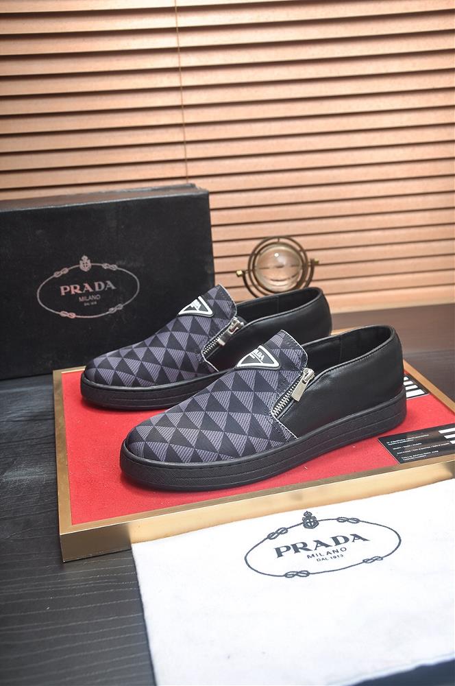 Prada Mens Shoe High end Brand Official Website 11 Latest masterpiece The upper is made of Italian imported original fabric with a sheepskin lining