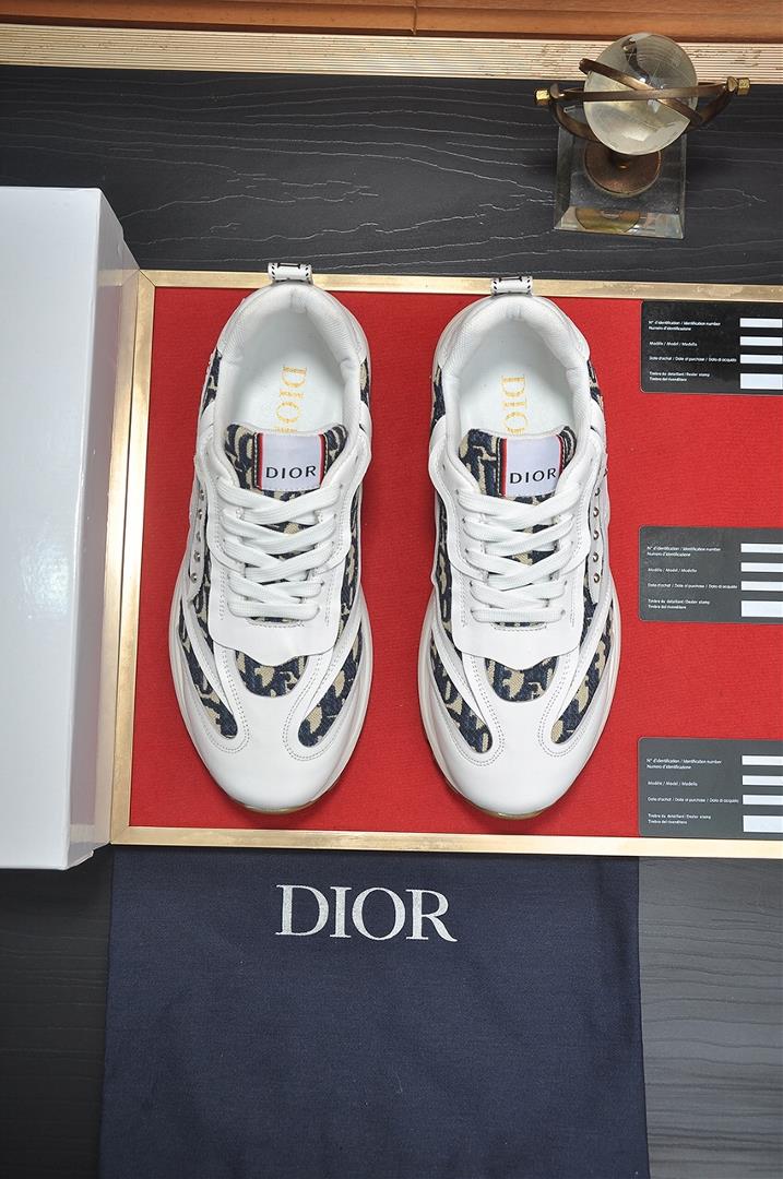 Diors official website is the worlds first highend mens shoes brands latest masterpiece import