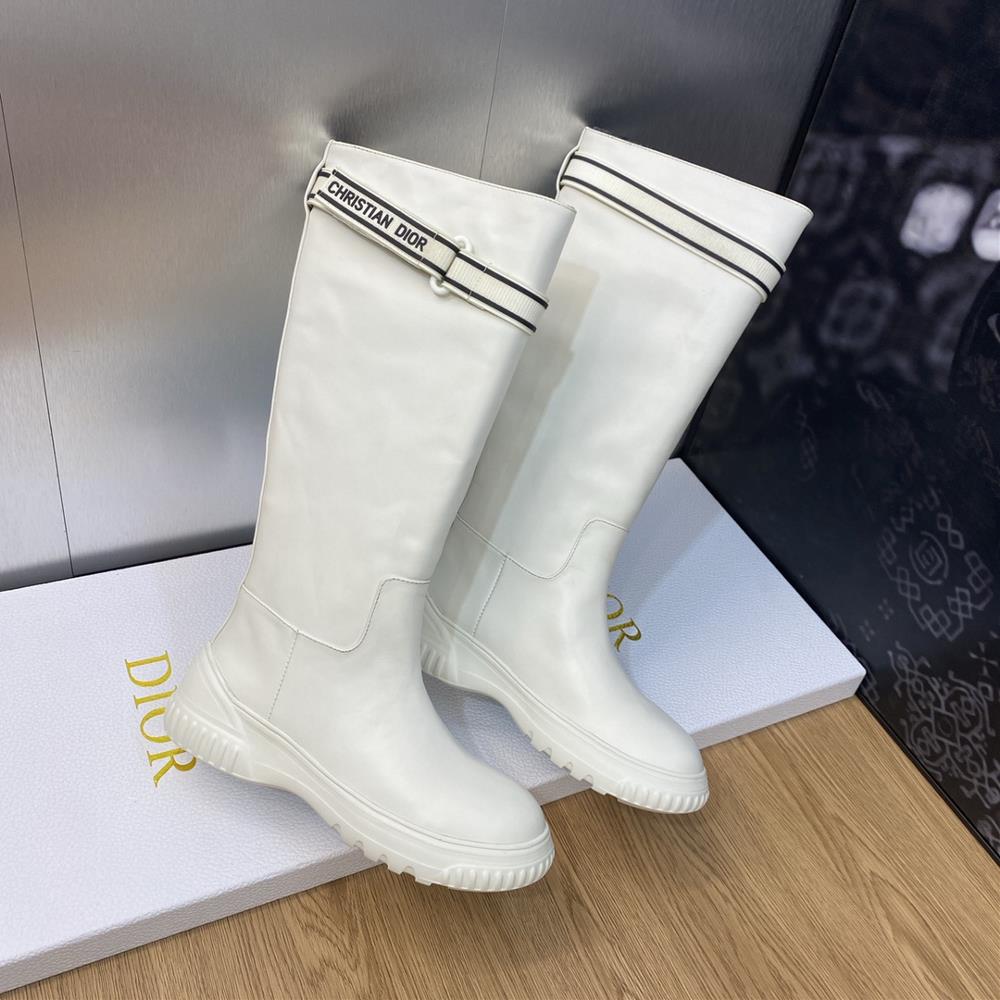 Factory price Dior CD 2023 AutumnWinter Show New High Definition Series Womens Boots Dio