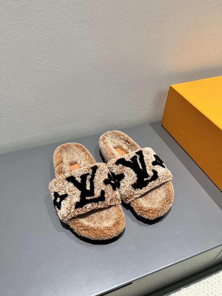 Factory LV wool slippers with thick soles and lamb wool slippersLV donkey brand Teddy lamb