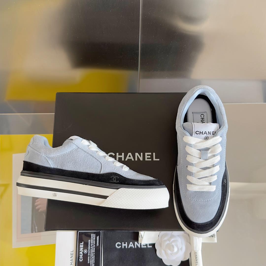 Top level version Low Chanel Chanel 23B Panda Color Sneaker Xiaoxiang Casual Sports Shoes