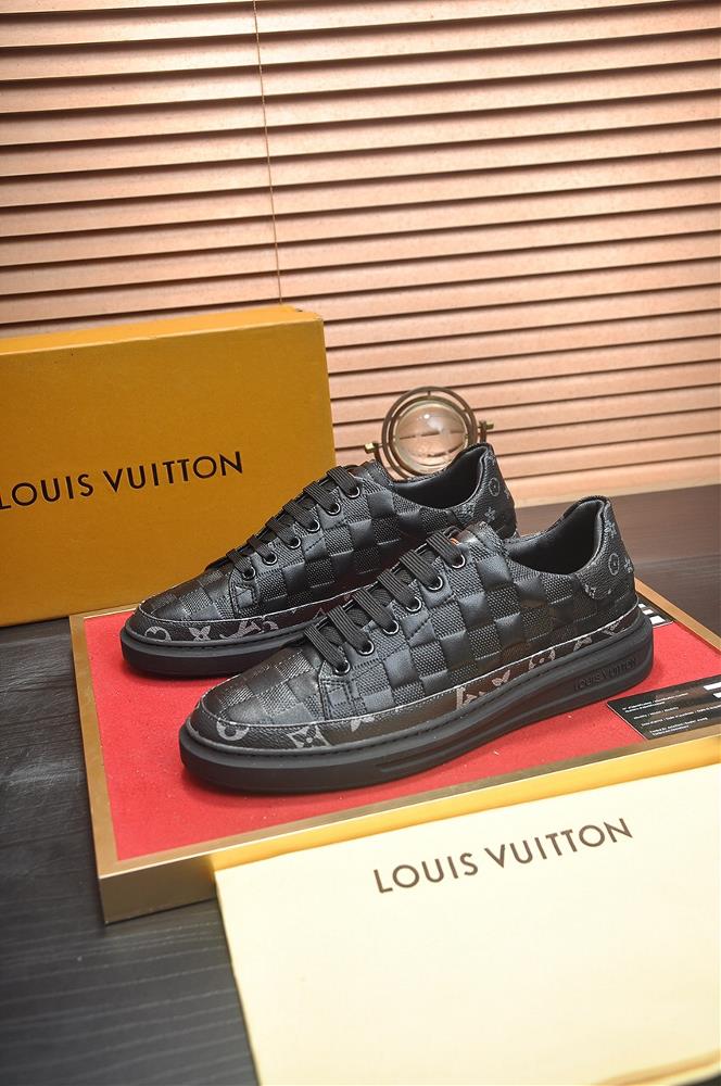 LOUIS VUITTON LV The official website of Louis Vuitton is proud of the original and popular LV The original factory cowhide material is 11 original