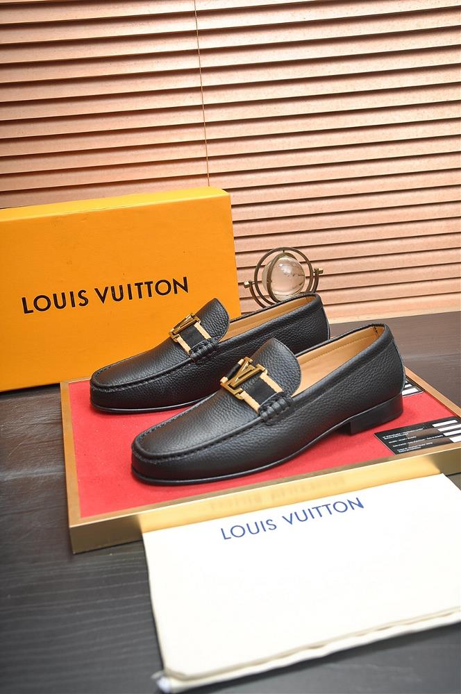 LV original single leather outsole LV latest leather business suit shoes are launched on the official website simultaneously The top layer of Italian