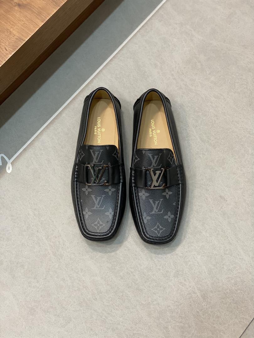 Louis Vuitton LUXEMBOURG SAMOTHRACE series of bean shoes made a remarkable debut on the spring and