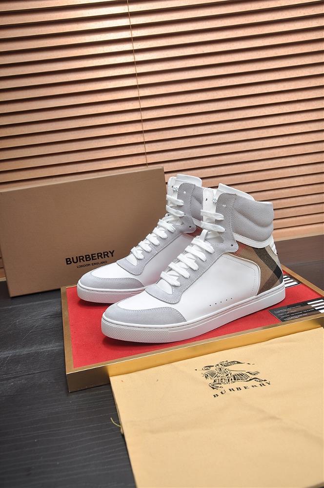 Burberrys classic high top sneakers are made of imported cowhide with classic plaid fabric and sheepskin lining The original outsole is finely craft