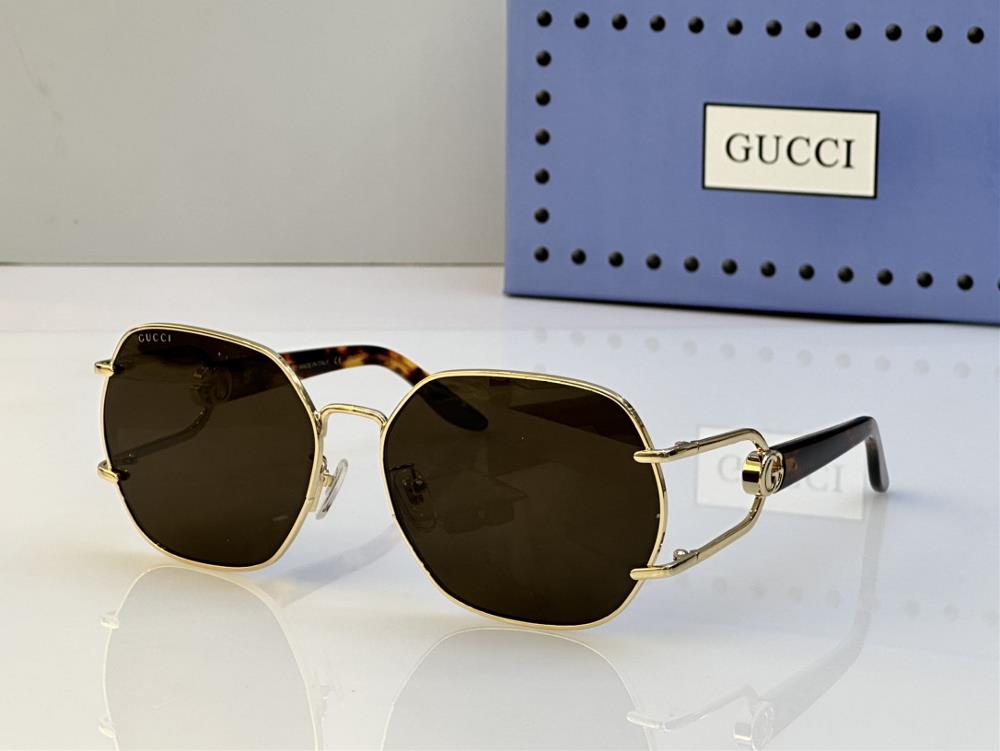 GUCCI New highquality metal paired with plate legs showcases luxury MODEL GG1563S SIZE64 port 16145TagId 6499646TagName Gucci Gucci    p