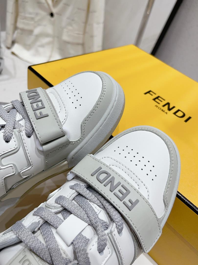 Couple Fendi 2023 New Board Shoes Casual Sports Shoes FD Match Classic Upgraded Leather