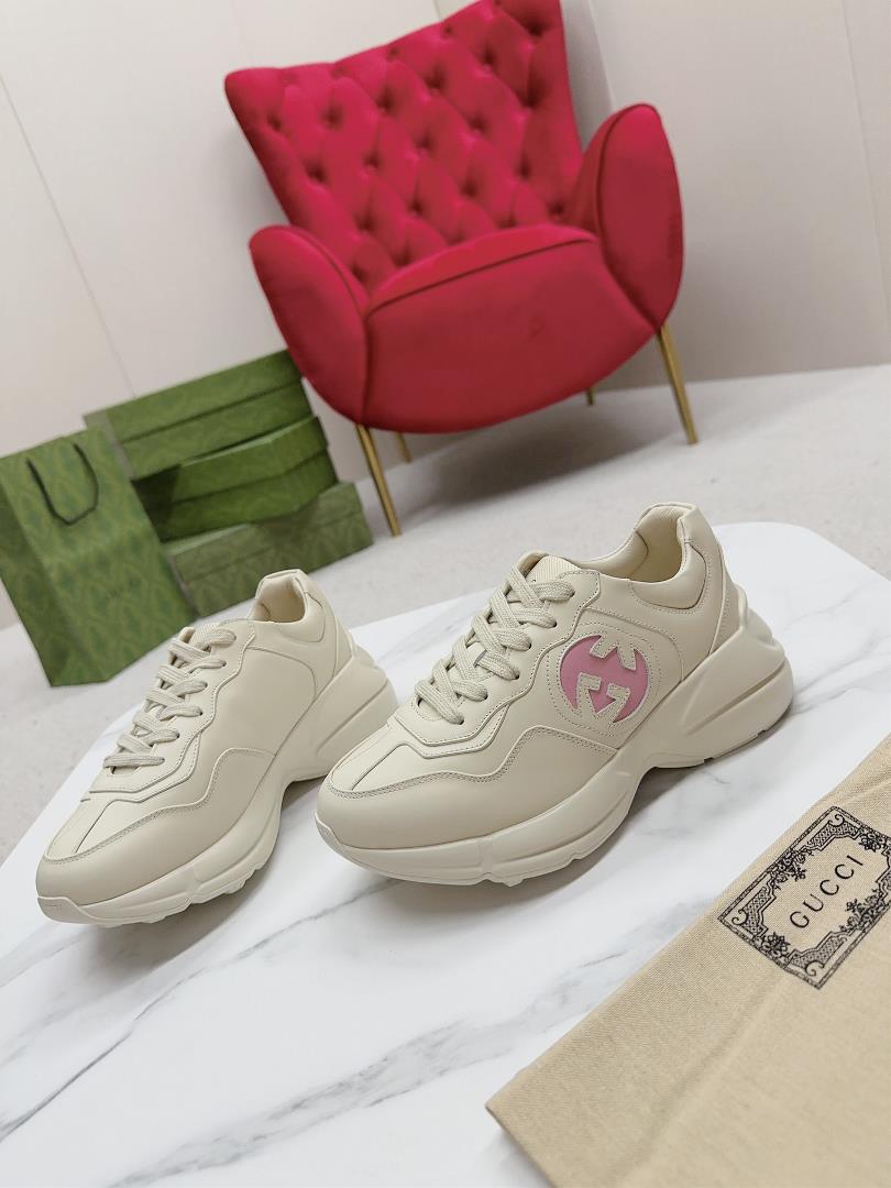 Womens  Mens Guccis toplevel version of the couples fathers shoe series is launchedG