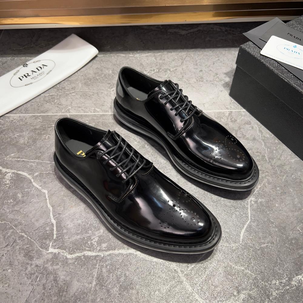 Prada Family Chelsea Mens Shoe Super A Goods This Chelsea shoe is equipped with an air c