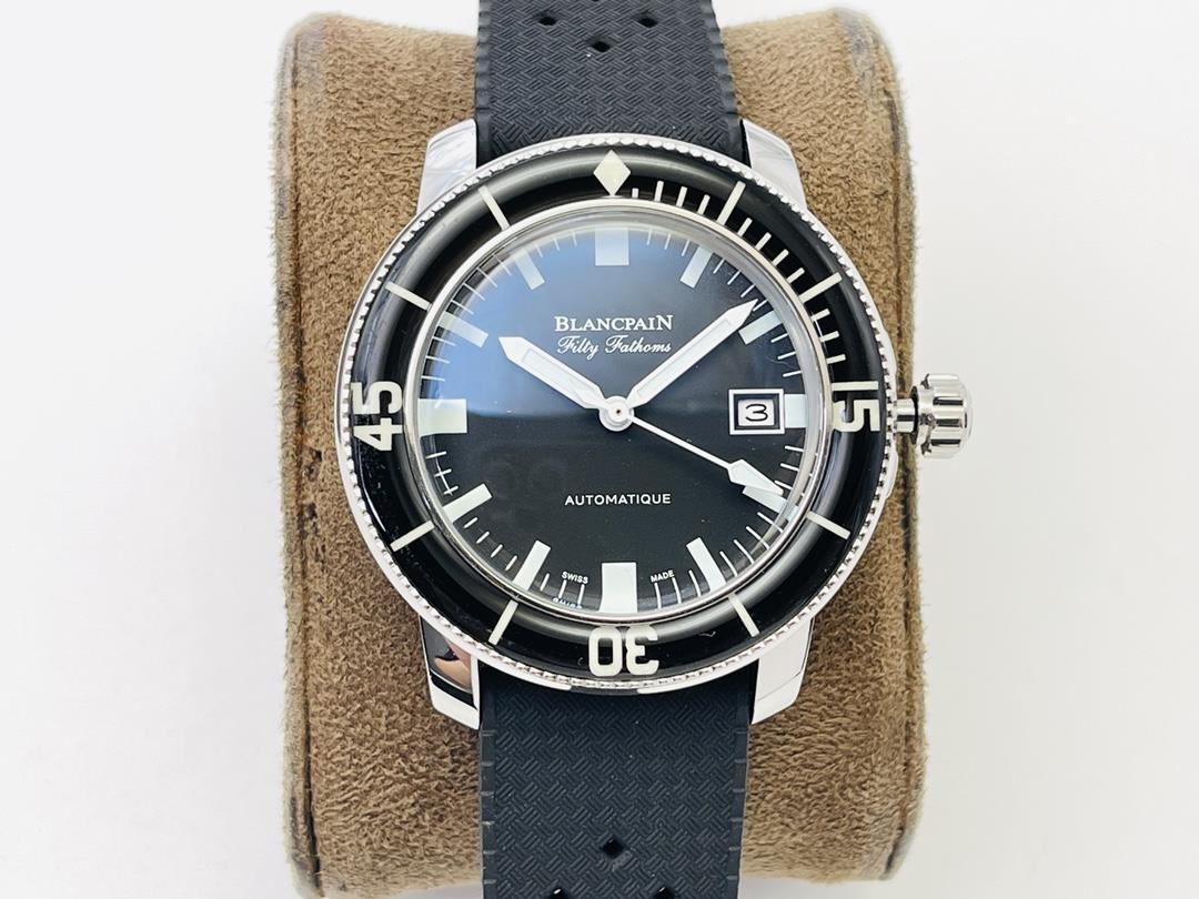recommends the highest version of the Blancpain 50 fathoms barracuda mens watch in the market whic