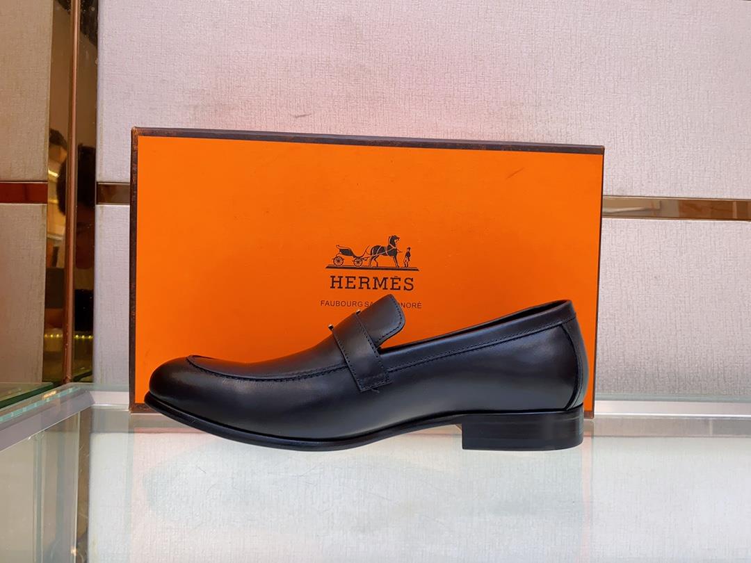 The latest Slipon shoe of Hemes Family Love Horse leather outsoleThe elegant gentleman st