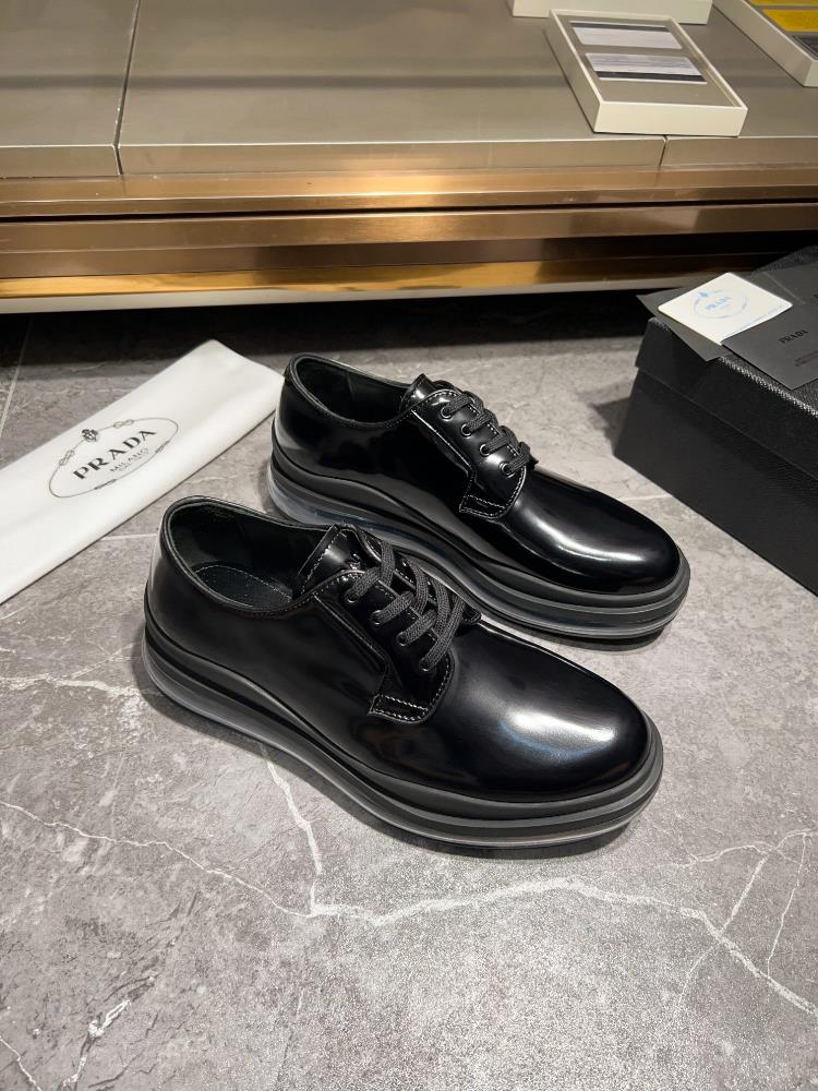 Prada Family Chelsea Mens Shoe Super A Goods This Chelsea shoe is equipped with an air