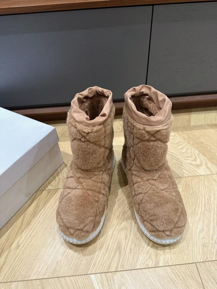 CD New Wool Snow Boots with Full Wool Rubber Sole Size3536373839 Order 40 No Return or ExchangeTagId 20970740TagName Dior Boots  professiona