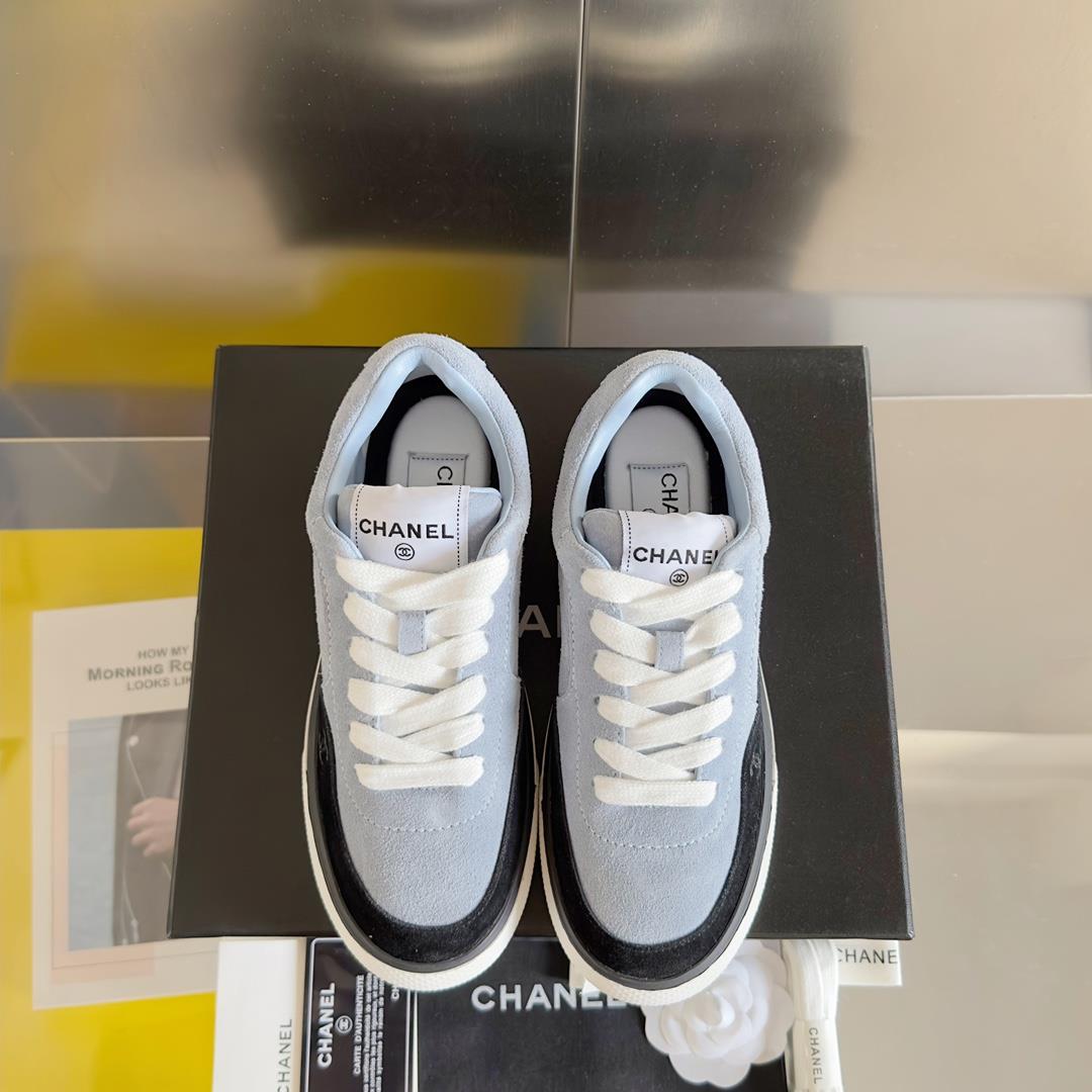 Top level version Low Chanel Chanel 23B Panda Color Sneaker Xiaoxiang Casual Sports Shoes