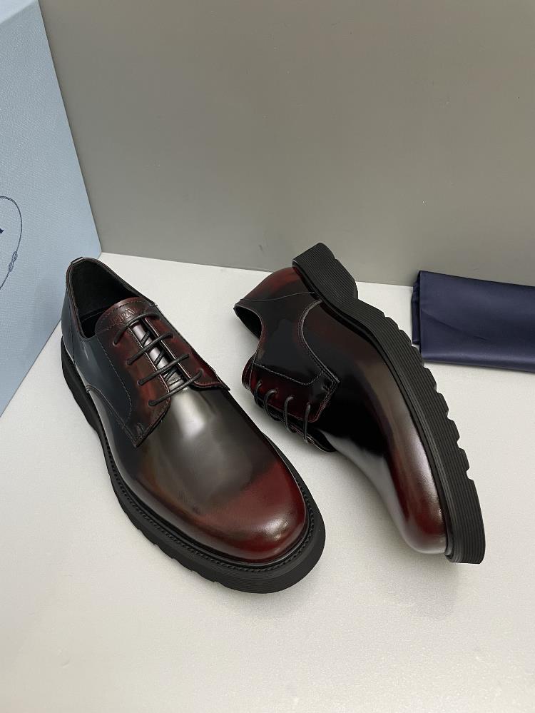 When it comes to mens formal footwear Prada has always been at the forefront of innovati