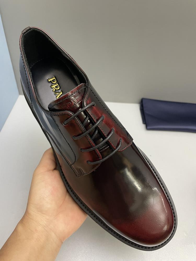 One of the key features of Prada Mens Formal Leather Shoes is their personalized touch E