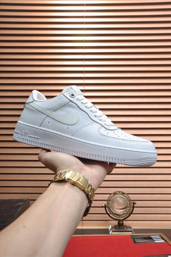 Nike shoes have always been at the forefront of fashion and style and their Air Force 1 P