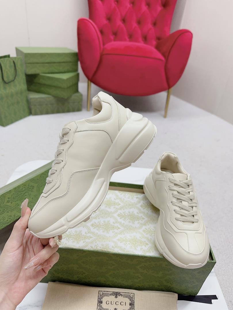 Womens  Mens Guccis toplevel version of the couples fathers shoe series is launchedG