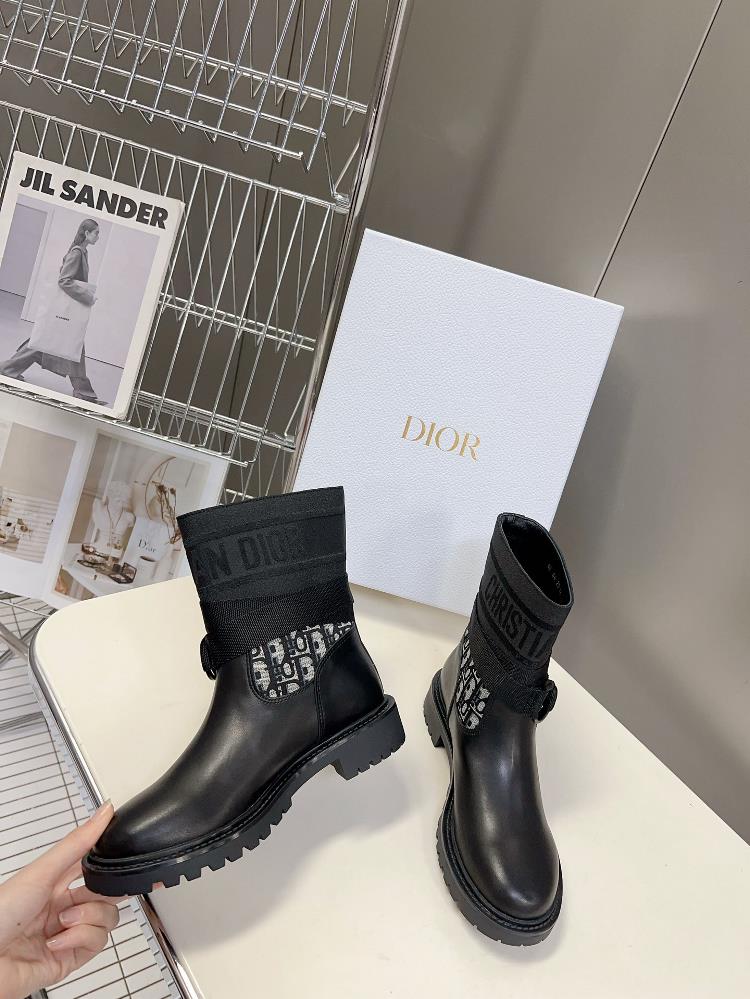 Dior Classic Autumn and Winter Knight Boots featuring a variety of celebrity internet cel