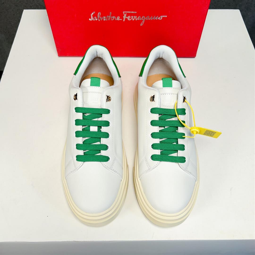 salvatore Ferragamo SpA 2023 mens new casual sneakers are fashionable sporty charmin