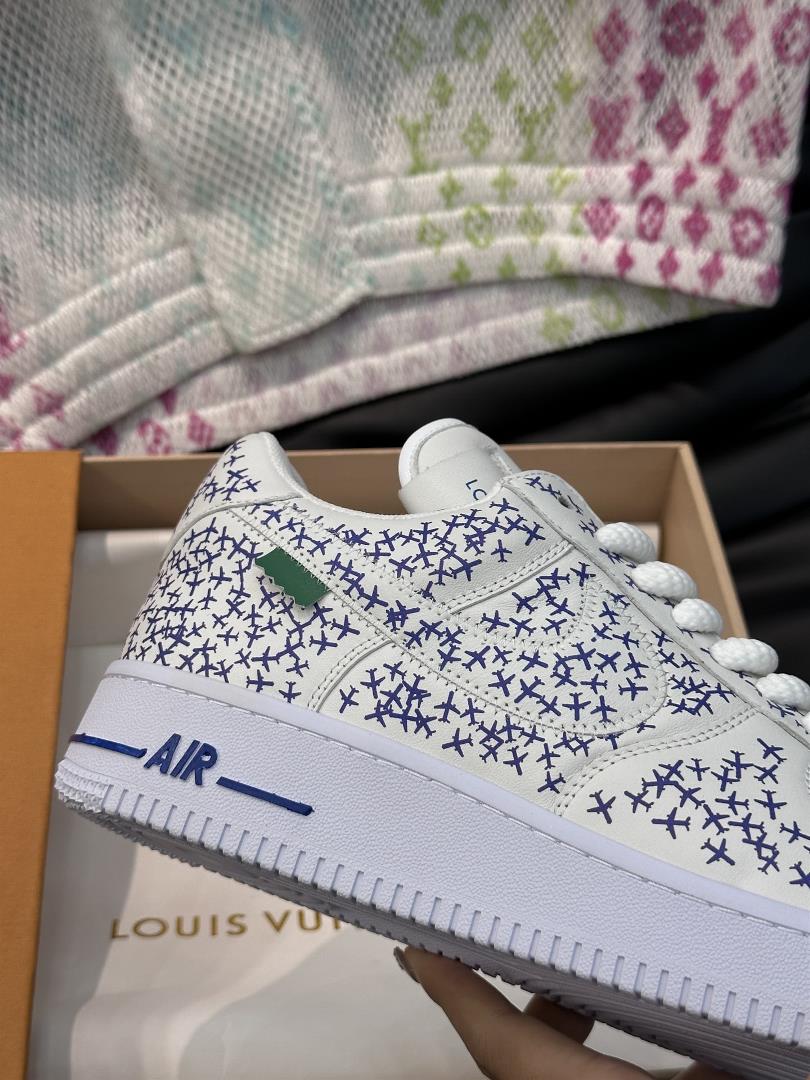 The Louis Vuitto x Nike Co branded Cool Couple casual sneaker features an unbeatable color