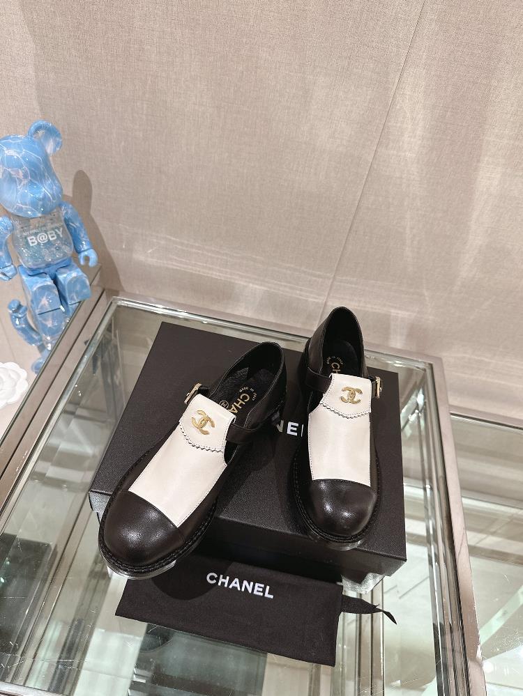 Chanel 23S Little Fragrance Mary Jane Single Shoes Thick Heel Doll ShoesI havent paid attention to this shoe shape for a long time I didnt expect i