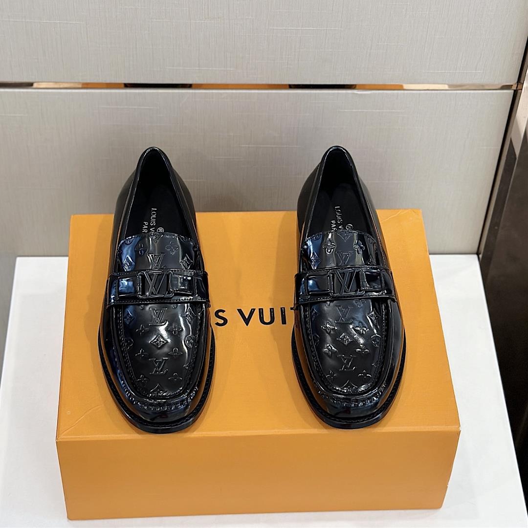 lv Family Major Handmade Lefon Shoes Leather Outsole in 2023 Fusion Lacquered Calf Leather And Handm