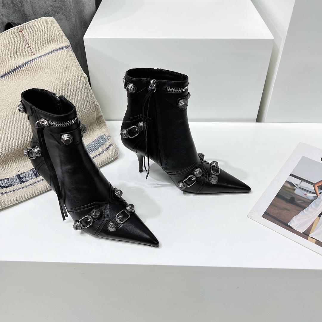 High quality factory produced short boots Balenciaga AutumnWinter 2023 counter latest handsome har