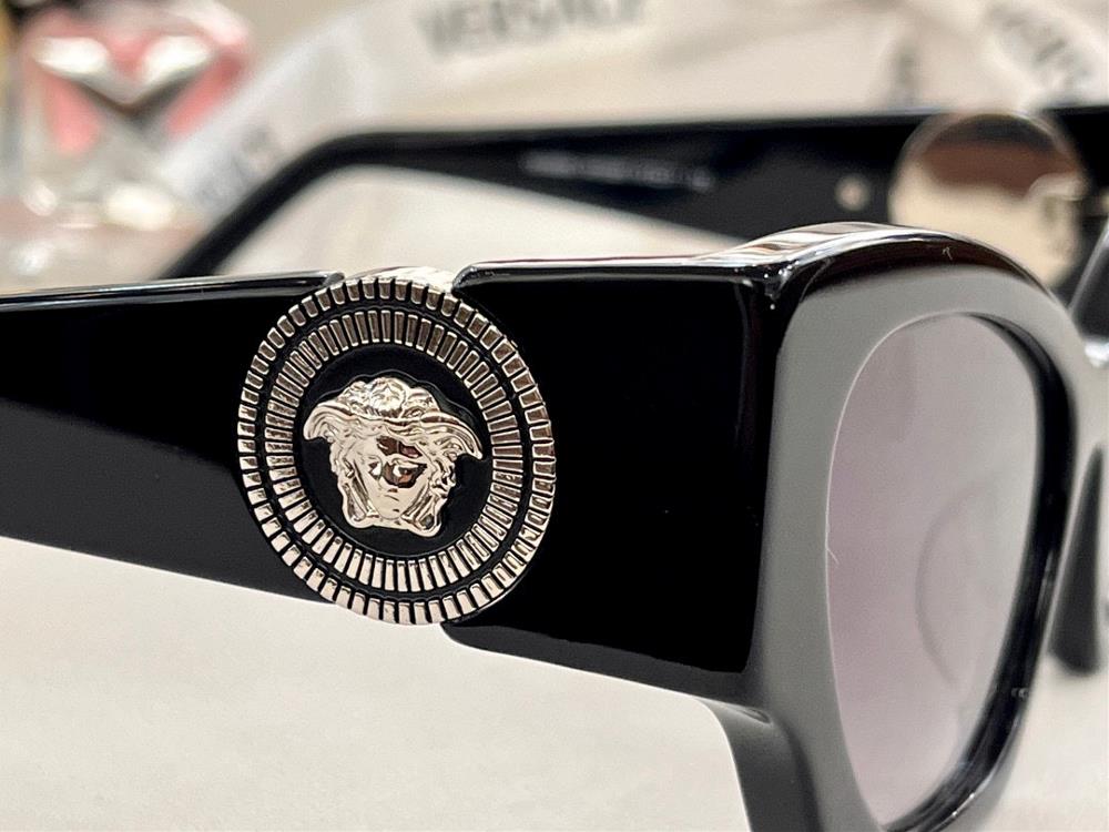 In conclusion Versace glasses are the epitome of personalized fashion With their attenti