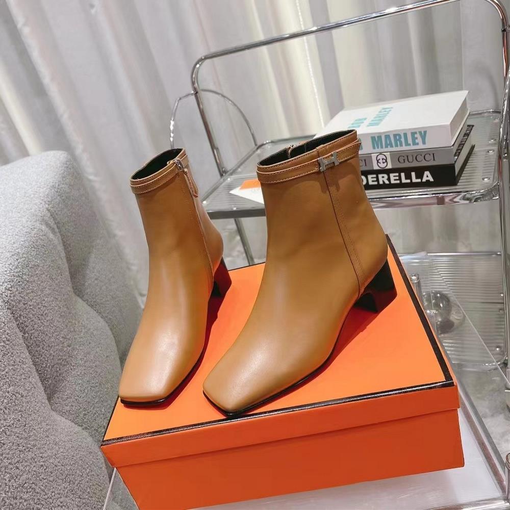 Hermes Hermes Autumn and Winter Classic Hot selling Kelly Short Boots imported from Italy customized 316 precision steel hardware imported calf le
