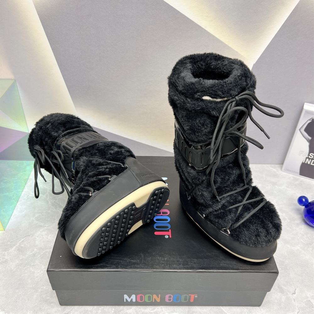 Factory exclusive toplevel version Moon Boot 2023vs AutumnWinter Latest Snow Boot CollectionUgly and cute fur snow bootsForget UGG trendy people ar