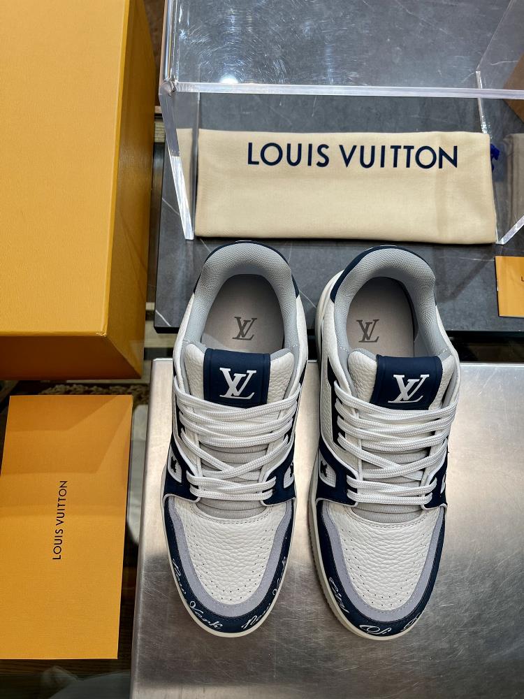 Lv Trainers new color scheme sports shoes Size 3846  Womens size 3540 is ready for reser