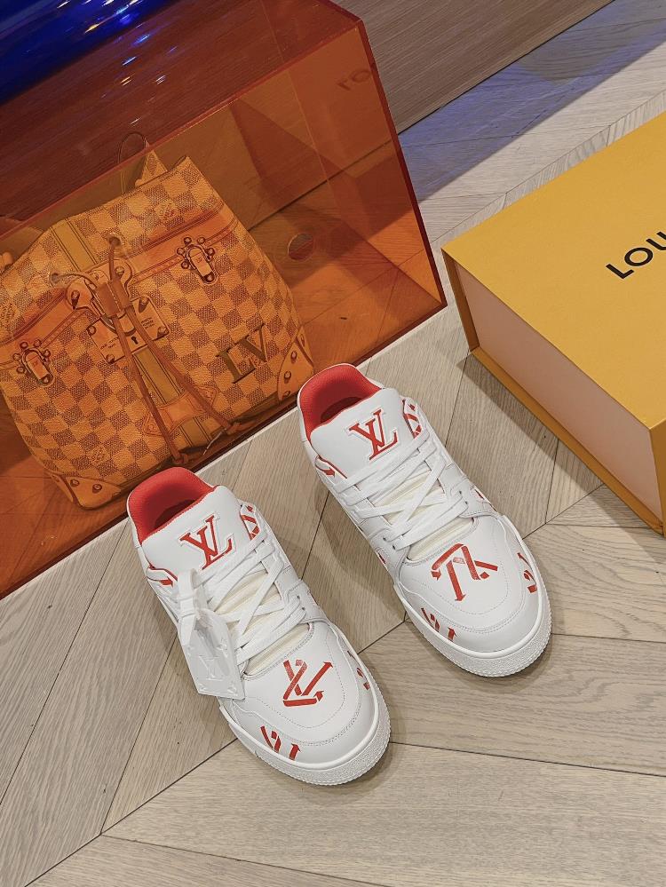 LV Shoes Trainer The Epitome of Personalized Fashion