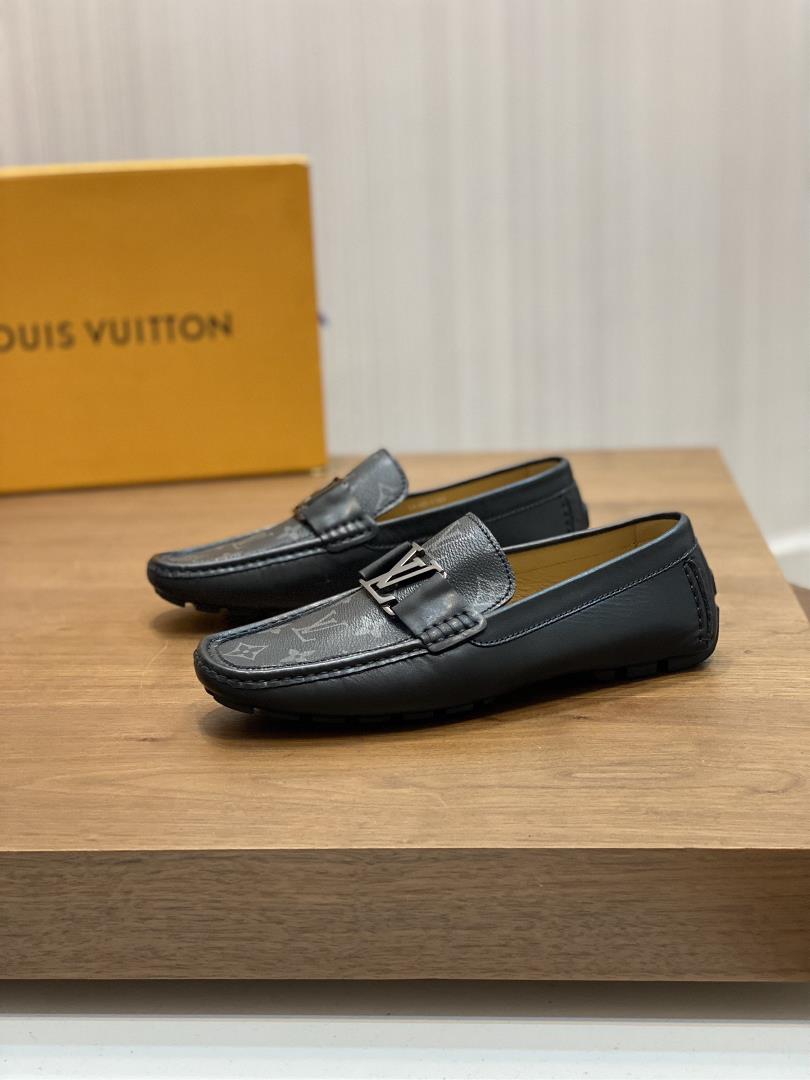 Louis Vuitton LUXEMBOURG SAMOTHRACE series of bean shoes made a remarkable debut on the s