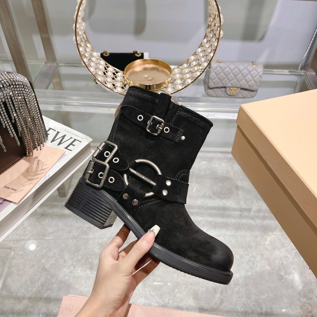 Factory mimiu 2023 Autumn and Winter New Product Limited Quantity Lock Short Boots Popular