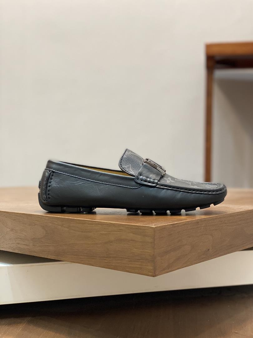 Louis Vuitton LUXEMBOURG SAMOTHRACE series of bean shoes made a remarkable debut on the s