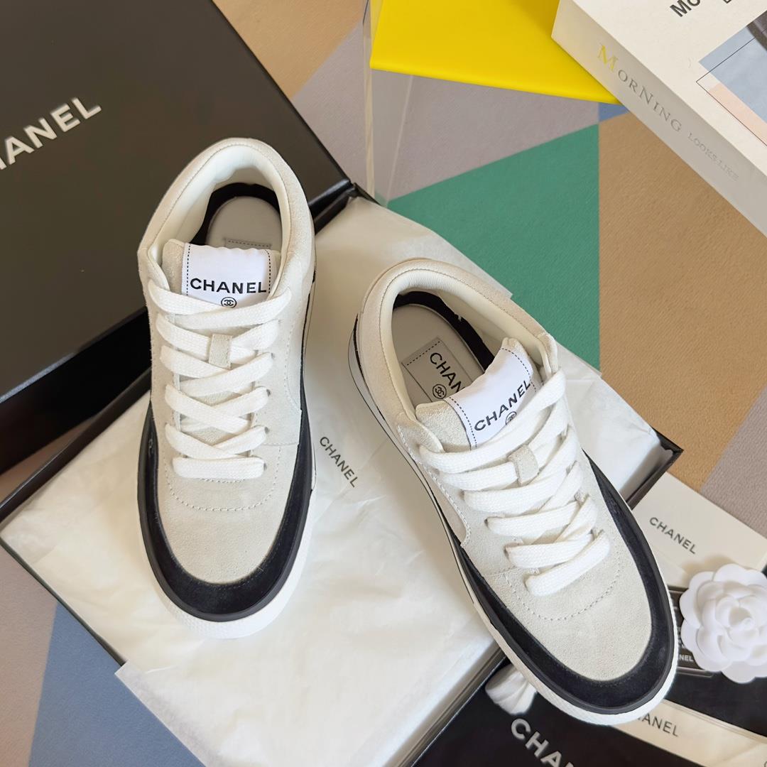 Top version Chanel Chanel 23B Panda Color Sneaker Xiaoxiang Casual Sports Shoes Thick Sole Color Mat