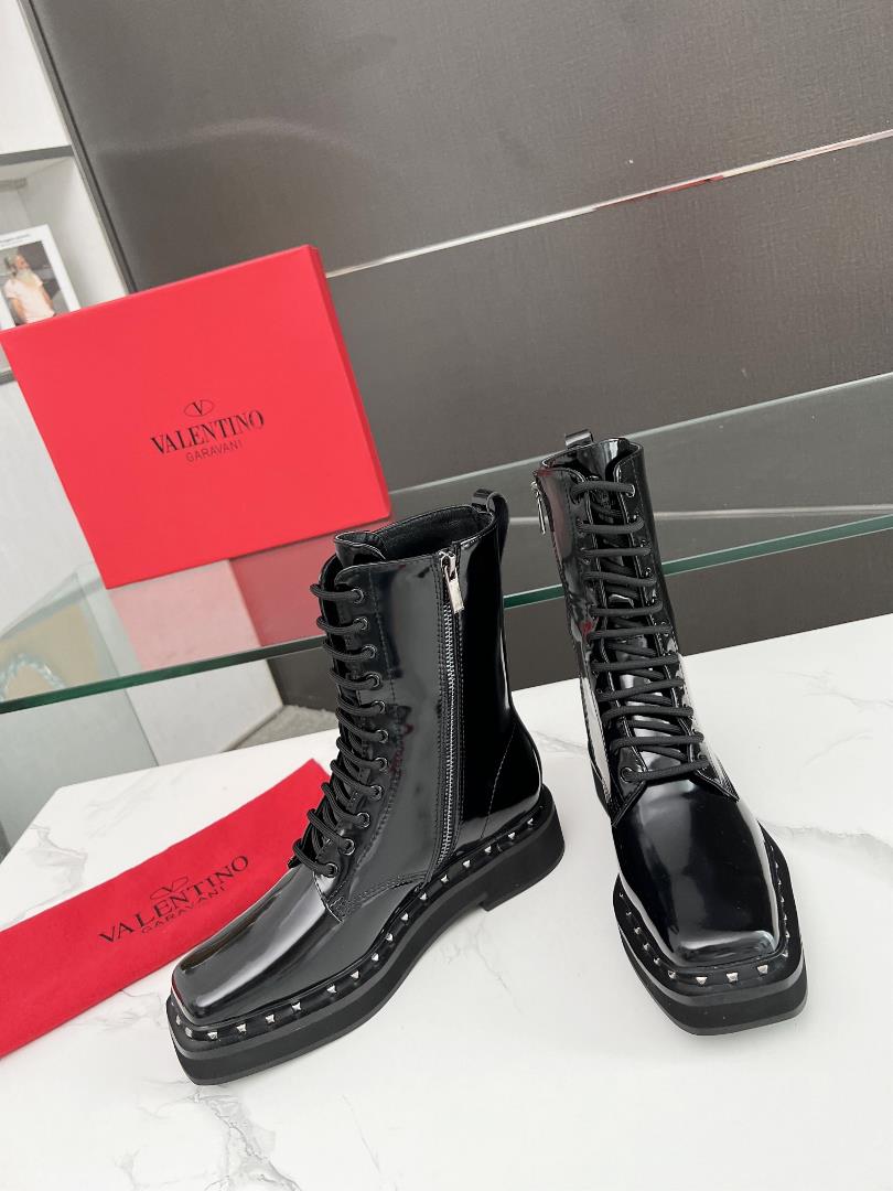 Womens shoes and womens clothing Valentino 2023 early autumn new Valentino original onetoone cou