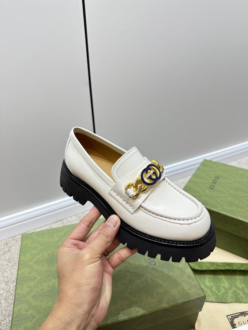 Gucci New Slipon shoeThe highend version recommends the most beautiful single shoe that instan