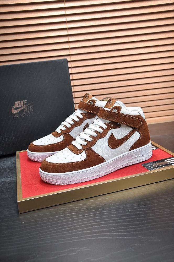 The Nike Air Force 1 Plus Maoli Couples Air Force One High Top Low Top Full Series Sports Board Shoes are specially supplied with NAPPA leather mater