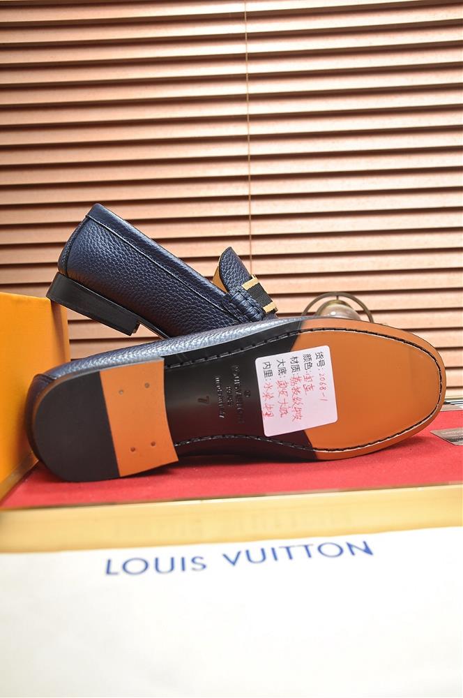 In conclusion LV shoes offer a range of fashionable and nonrepetitive business suit shoe