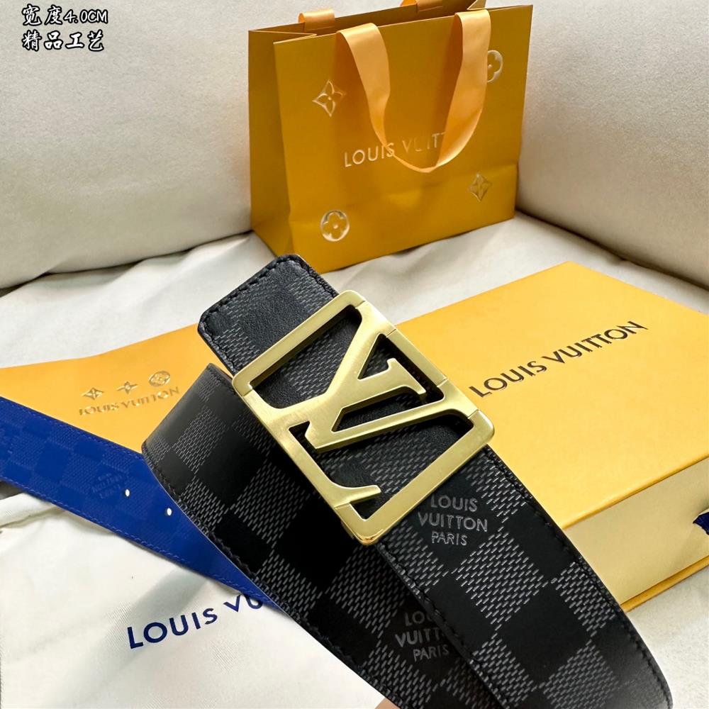 Synchronous doublesided use AB face LV Louis Mens width 40 CM Simple and elegant boutique hardware Double sided imported leather wearing effect is